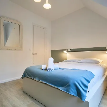 Proche Metro & Commerces Appartement *